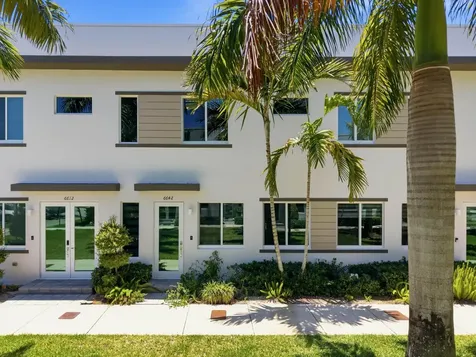 6642 NW 103rd Parkway Doral FL 33178