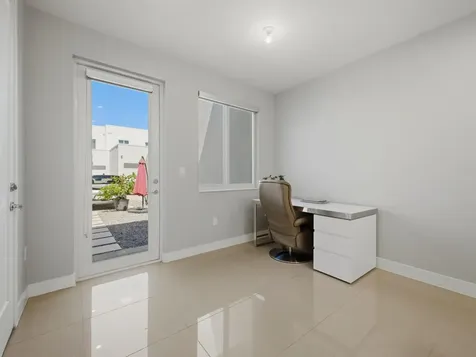 6642 NW 103rd Parkway Doral FL 33178