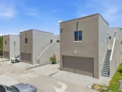 6642 NW 103rd Parkway Doral FL 33178