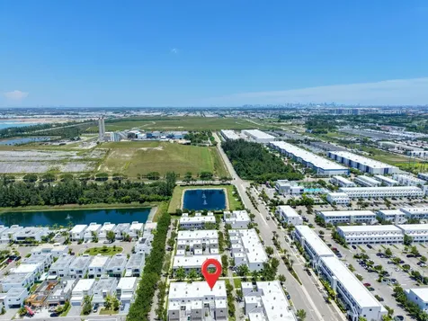 6642 NW 103rd Parkway Doral FL 33178