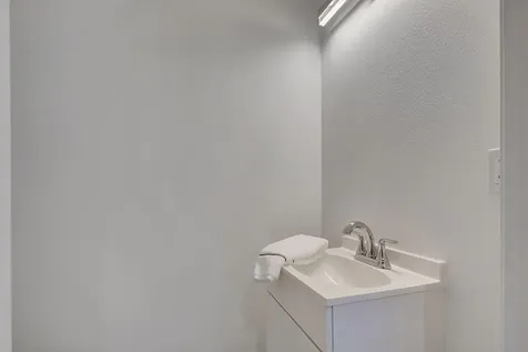 3868 Patio Court Palm Springs FL 33461