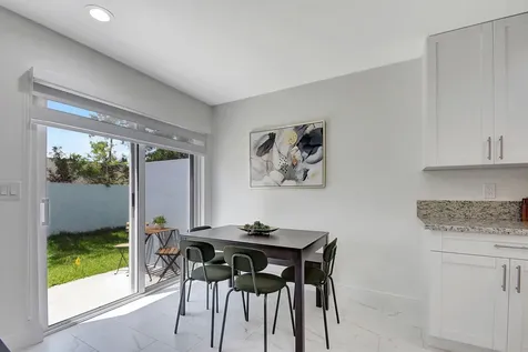 3868 Patio Court Palm Springs FL 33461