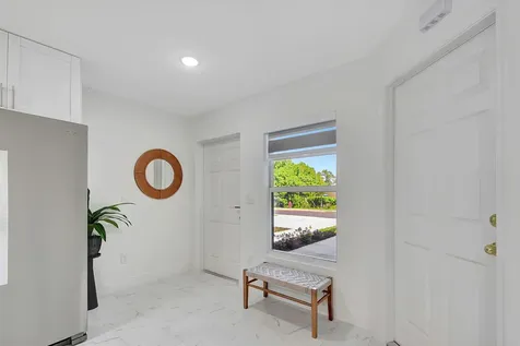 3868 Patio Court Palm Springs FL 33461