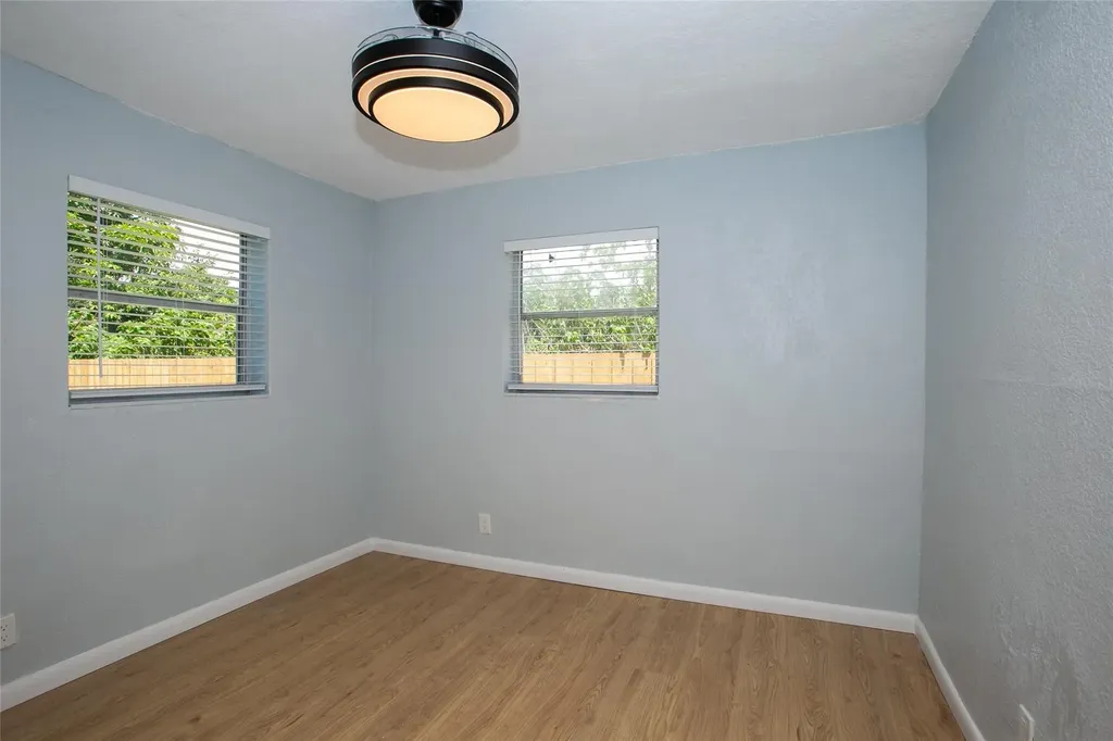 1135 NW 6th Avenue Fort Lauderdale FL 33311