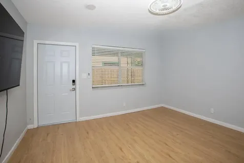 1135 NW 6th Avenue Fort Lauderdale FL 33311