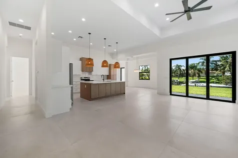 632 SE Seahouse Drive Port St Lucie FL 34983