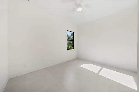632 SE Seahouse Drive Port St Lucie FL 34983
