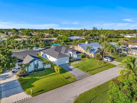 632 SE Seahouse Drive Port St Lucie FL 34983