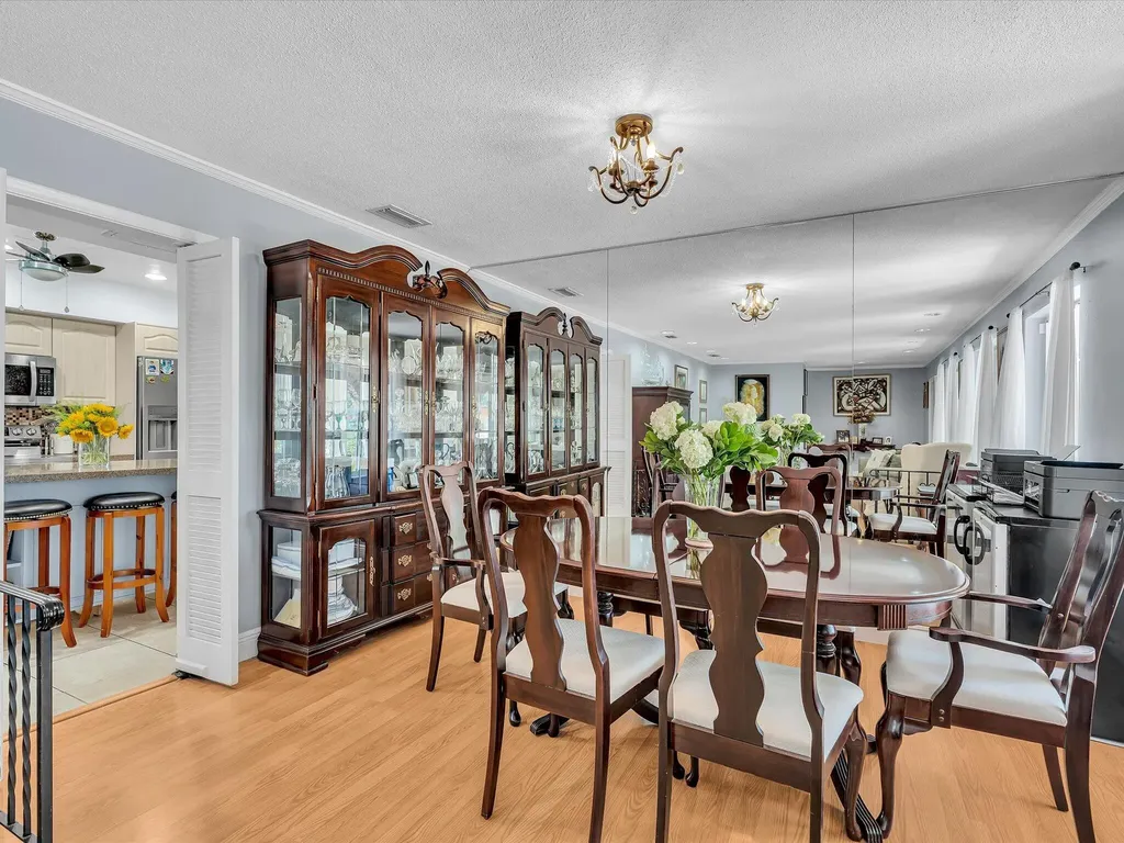 7381 SW 9th Street Plantation FL 33317