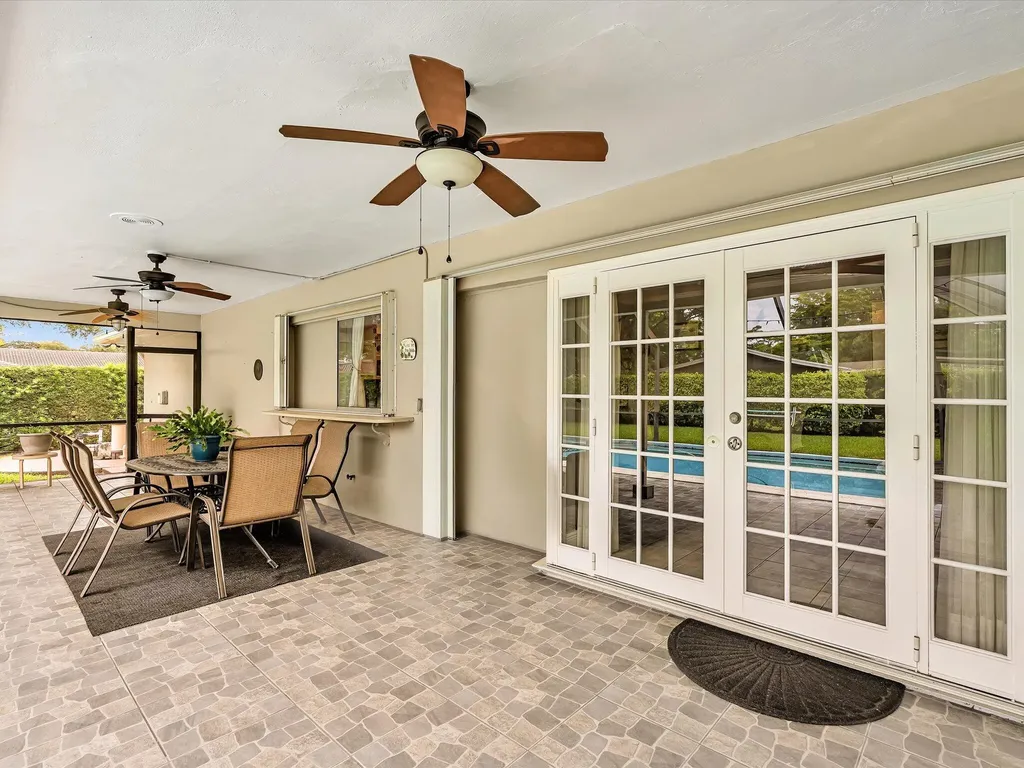 7381 SW 9th Street Plantation FL 33317