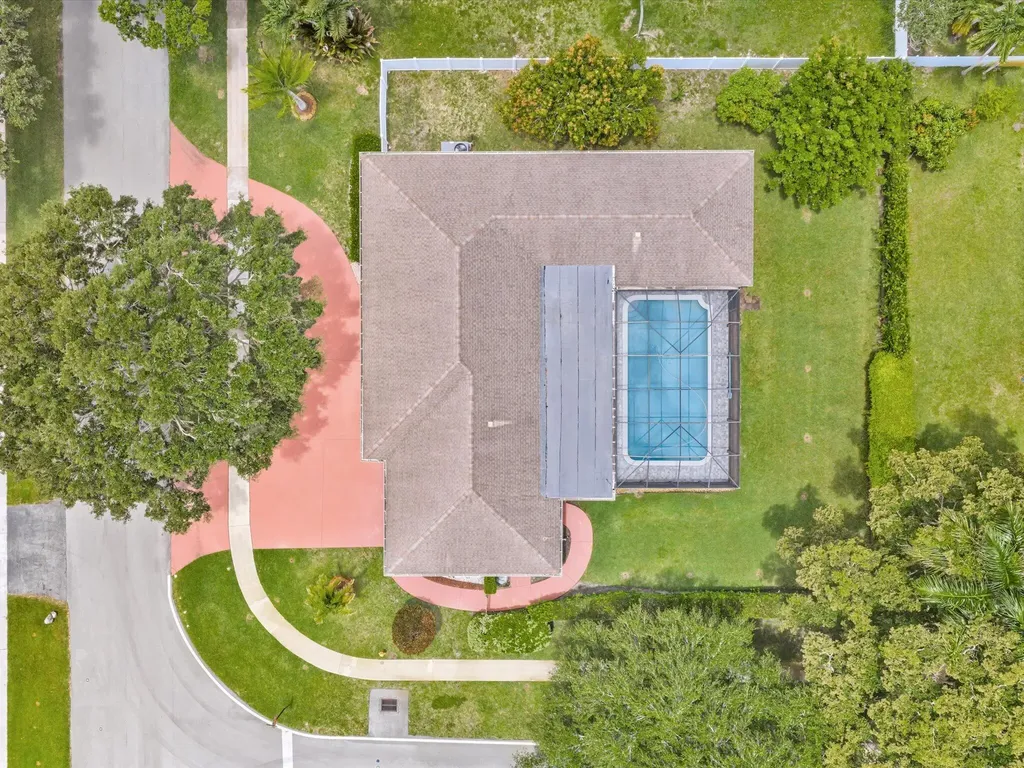 7381 SW 9th Street Plantation FL 33317
