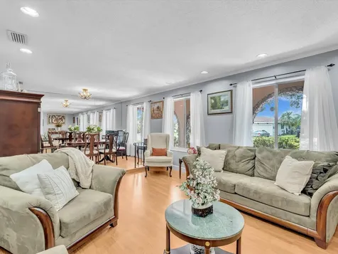 7381 SW 9th Street Plantation FL 33317