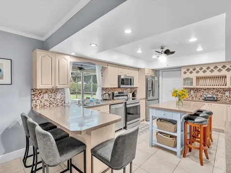 7381 SW 9th Street Plantation FL 33317