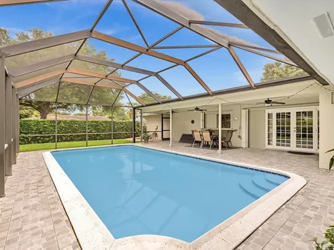 7381 SW 9th Street Plantation FL 33317