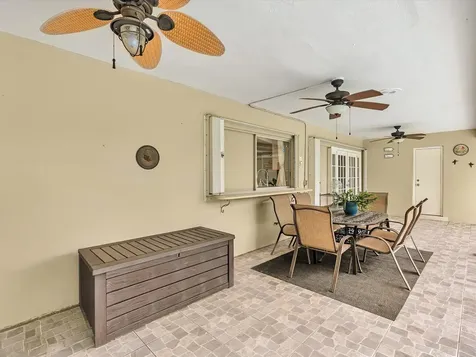 7381 SW 9th Street Plantation FL 33317