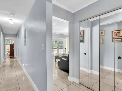 7381 SW 9th Street Plantation FL 33317