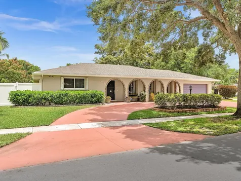 7381 SW 9th Street Plantation FL 33317