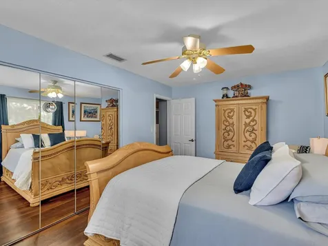 7381 SW 9th Street Plantation FL 33317