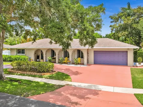7381 SW 9th Street Plantation FL 33317