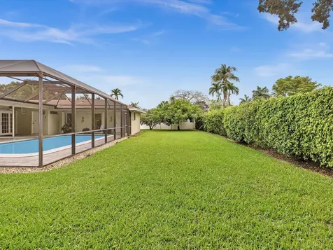 7381 SW 9th Street Plantation FL 33317