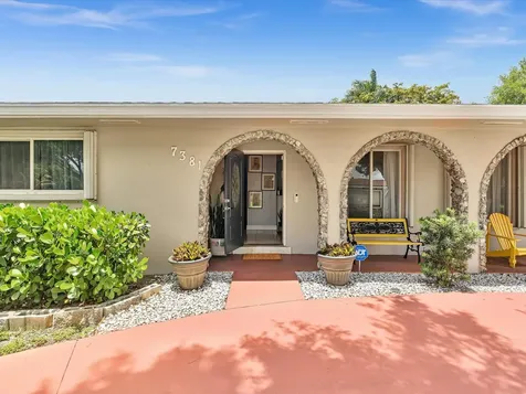 7381 SW 9th Street Plantation FL 33317