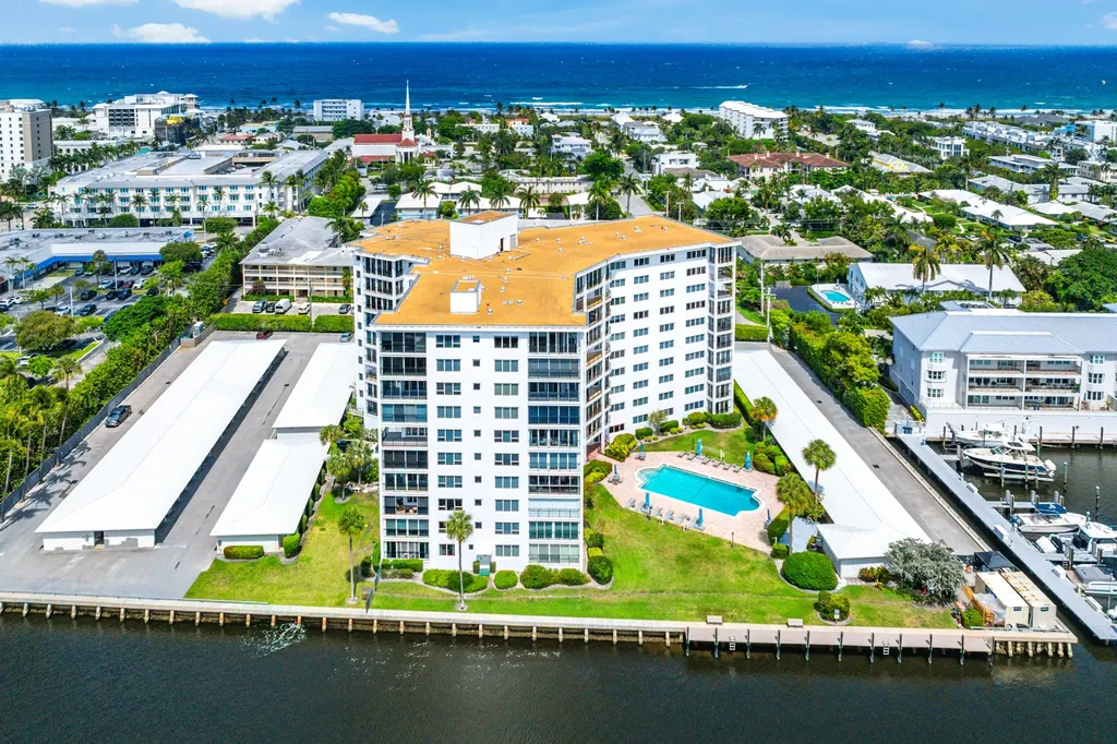 86 Macfarlane Drive Delray Beach FL 33483