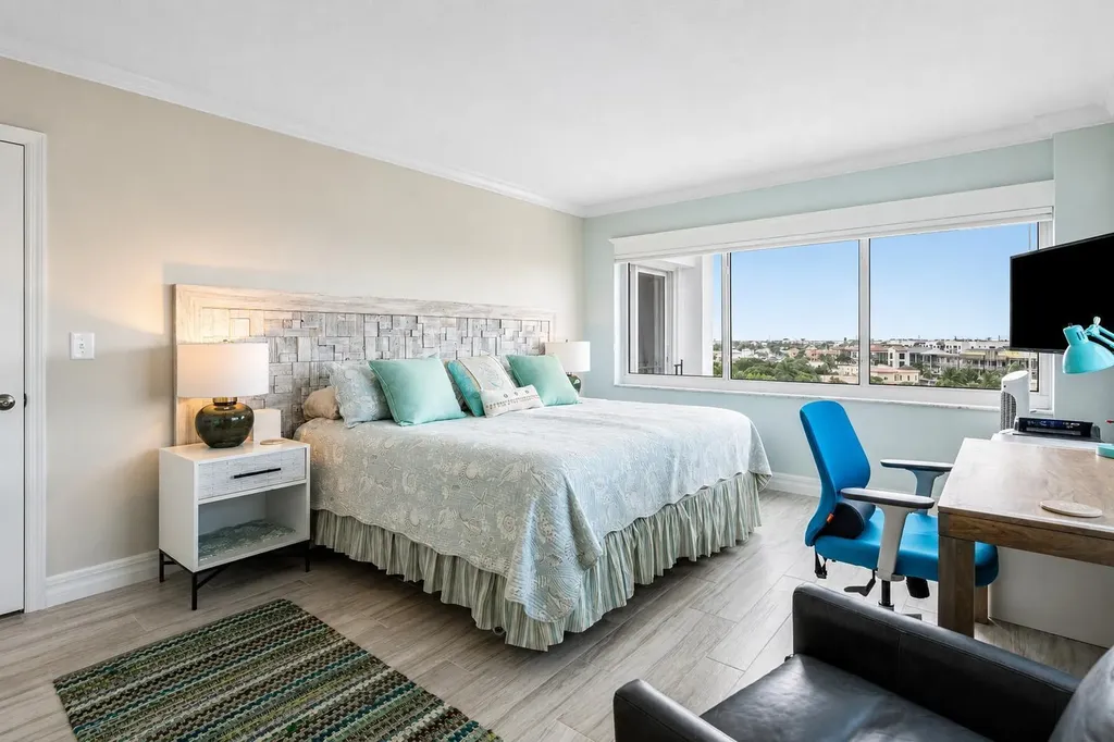 86 Macfarlane Drive Delray Beach FL 33483