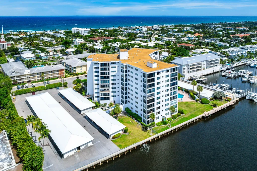 86 Macfarlane Drive Delray Beach FL 33483