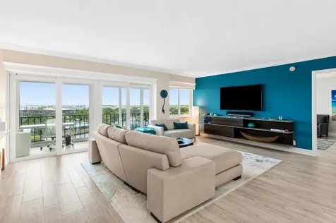 86 Macfarlane Drive Delray Beach FL 33483