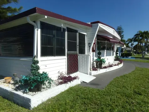 6385 Cypress Lane Atlantis FL 33462