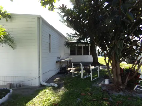 6385 Cypress Lane Atlantis FL 33462