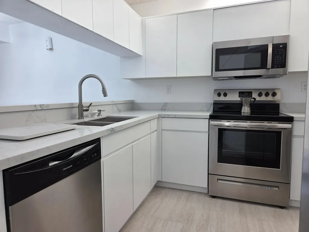 3888 Victoria Drive West Palm Beach FL 33406