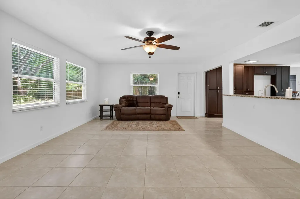 17391 Alexander Run Jupiter FL 33478