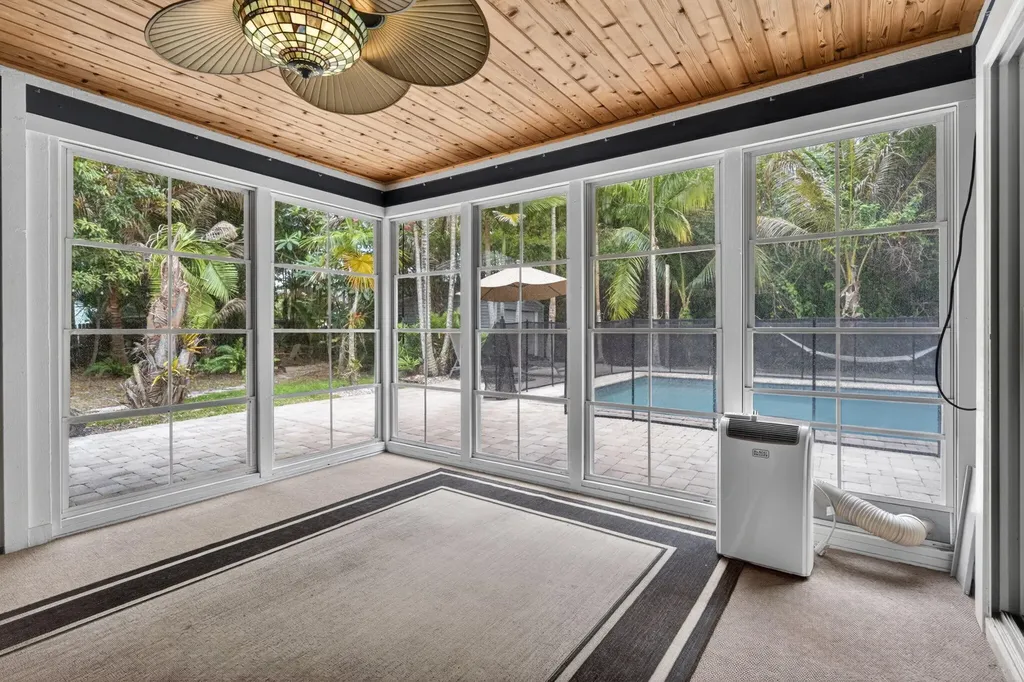 17391 Alexander Run Jupiter FL 33478