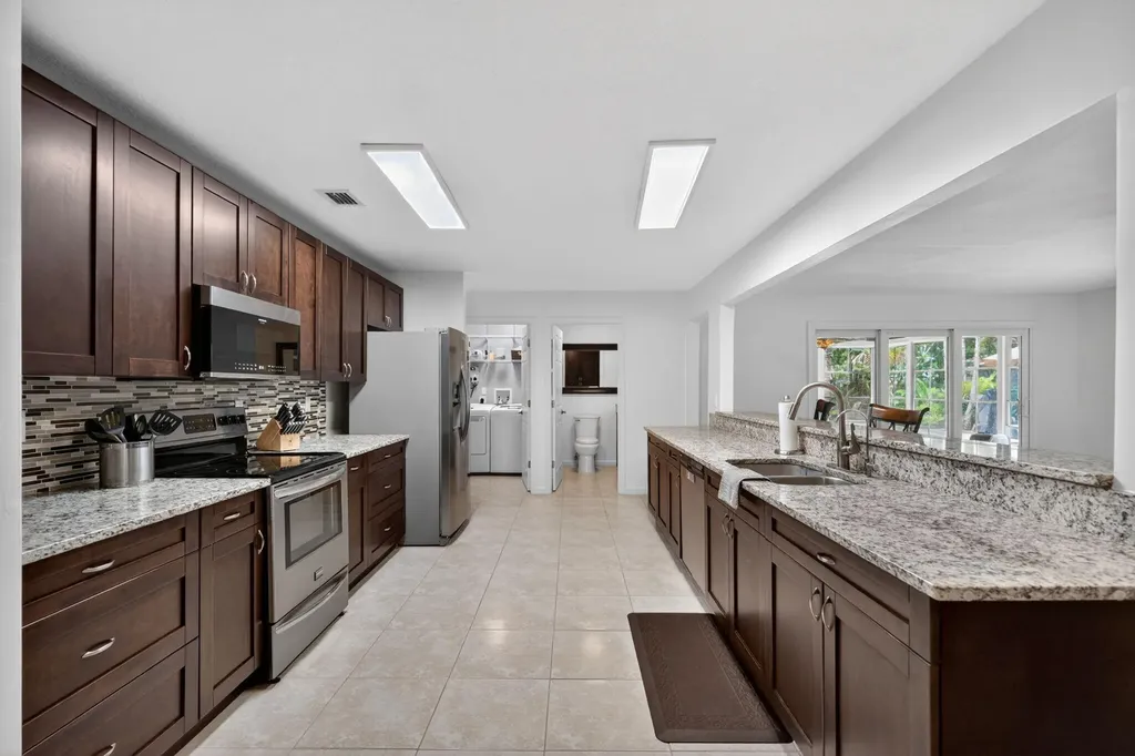 17391 Alexander Run Jupiter FL 33478