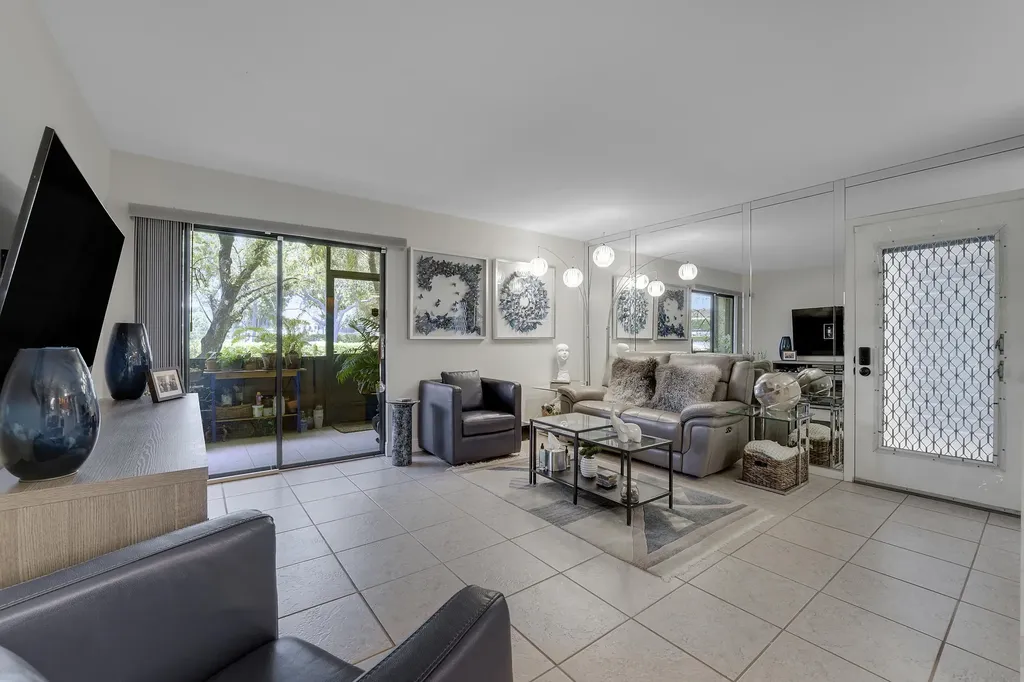 15484 Lakes Of Delray Boulevard Delray Beach FL 33484
