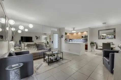 15484 Lakes Of Delray Boulevard Delray Beach FL 33484