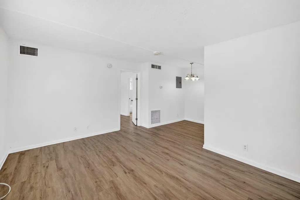 1671 NE 33rd Street Pompano Beach FL 33064