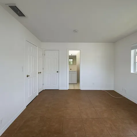 1671 NE 33rd Street Pompano Beach FL 33064
