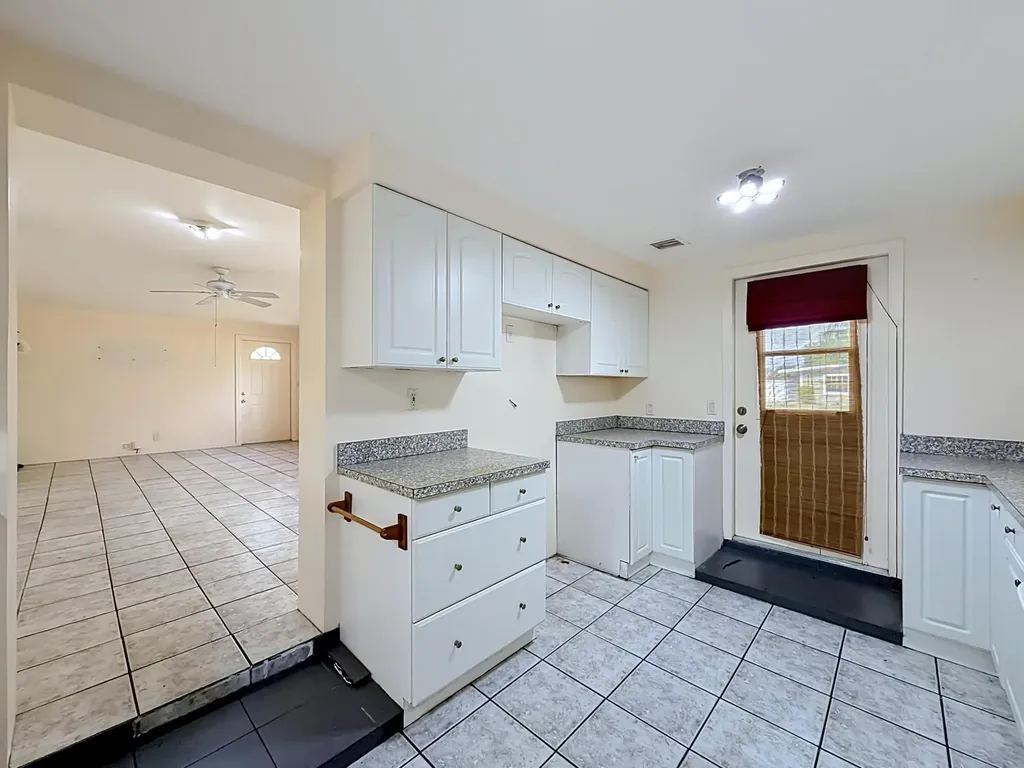 2066 Tarragon Road West Palm Beach FL 33415