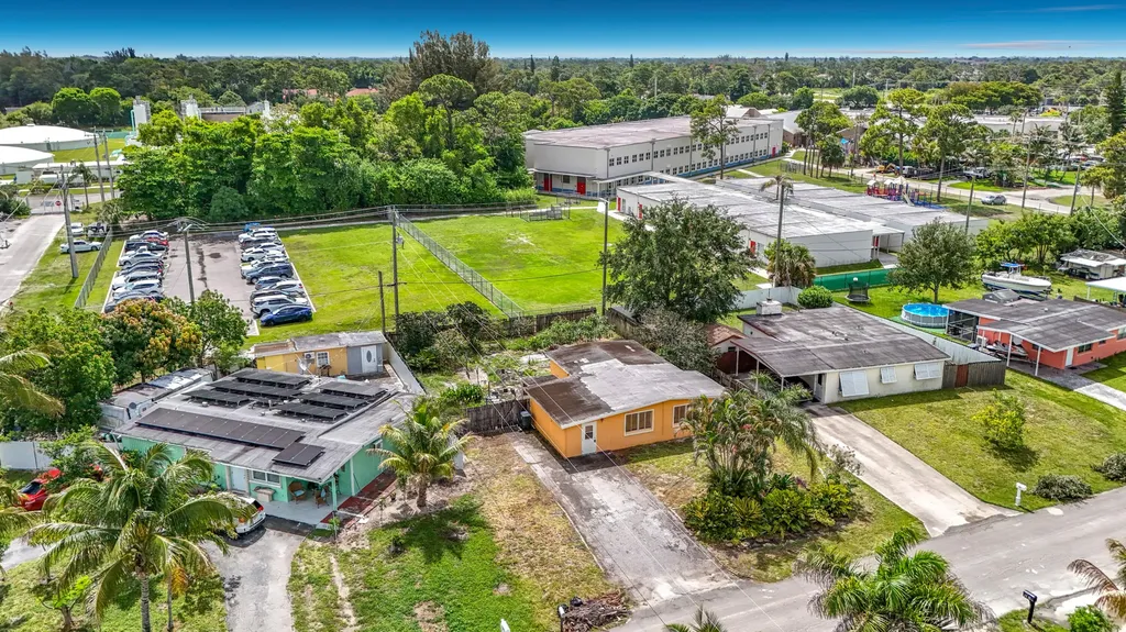 2066 Tarragon Road West Palm Beach FL 33415