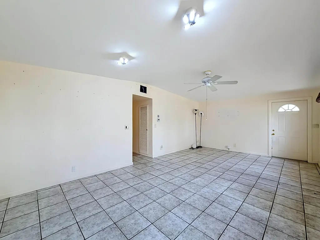 2066 Tarragon Road West Palm Beach FL 33415