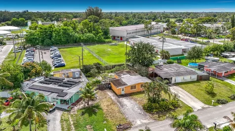 2066 Tarragon Road West Palm Beach FL 33415