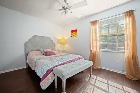 483 NW 87th Terrace Coral Springs FL 33071