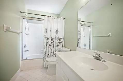 483 NW 87th Terrace Coral Springs FL 33071