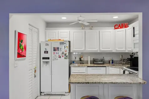 306 Knotty Pine Circle Greenacres FL 33463