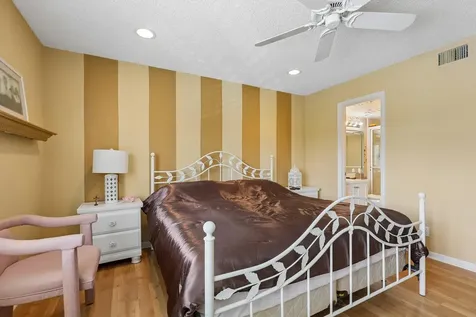306 Knotty Pine Circle Greenacres FL 33463