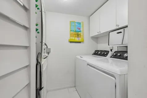306 Knotty Pine Circle Greenacres FL 33463