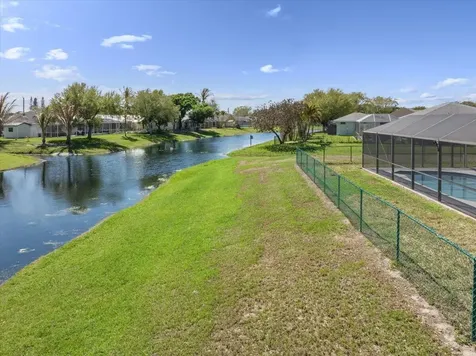 1902 SE Gaskins Circle Port St Lucie FL 34952