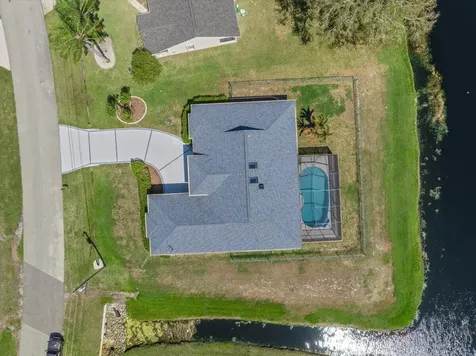 1902 SE Gaskins Circle Port St Lucie FL 34952